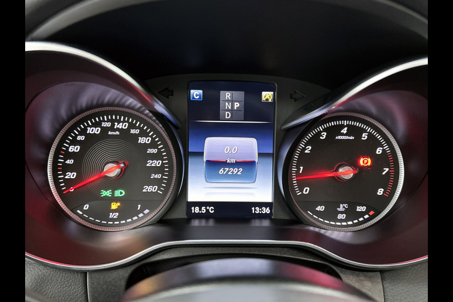 Mercedes-Benz C-Klasse 200 4MATIC AMG Line (Dealer onderH, Panorama, Carplay, Navi Groot, Camera, StoelV, Etc)