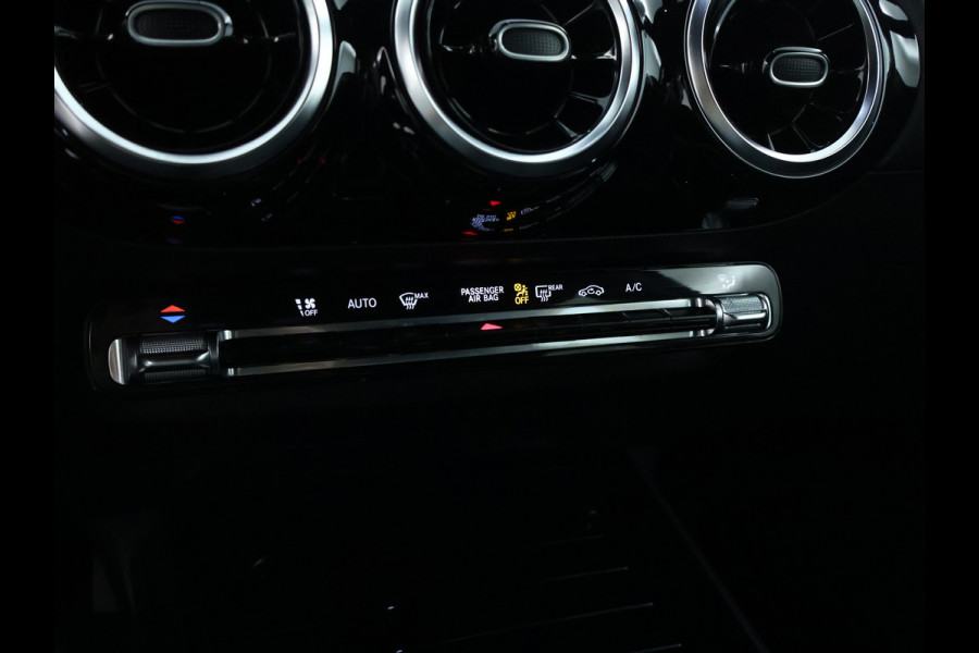 Mercedes-Benz B-Klasse 180 Advantage Achteruitrijcamera | Ledkoplampen | EASY PACK achterklep | Spiegelpakket. Inclusief 24 maanden MB Certified garantie voor Europa.