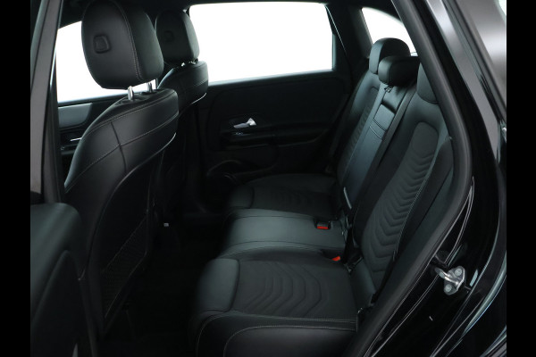 Mercedes-Benz B-Klasse 180 Advantage Achteruitrijcamera | Ledkoplampen | EASY PACK achterklep | Spiegelpakket. Inclusief 24 maanden MB Certified garantie voor Europa.