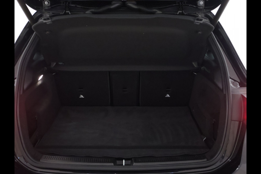 Mercedes-Benz B-Klasse 180 Advantage Achteruitrijcamera | Ledkoplampen | EASY PACK achterklep | Spiegelpakket. Inclusief 24 maanden MB Certified garantie voor Europa.