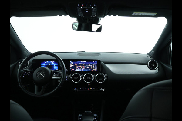 Mercedes-Benz B-Klasse 180 Advantage Achteruitrijcamera | Ledkoplampen | EASY PACK achterklep | Spiegelpakket. Inclusief 24 maanden MB Certified garantie voor Europa.
