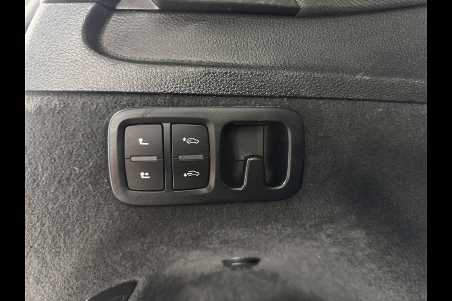 Audi SQ7 4.0 TDI Quattro Pro Line + Aut. *PANO | LUXURY-LEATHER | FULL-LED | DIGI-COCKPIT | BOSE-SOUND | KEYLESS | CAMERA | NAVI-FULLMAP | HEATED/VENTILATED-COMFORTSEATS | SHIFT-PADDLES | CARBON-INLAY | ECC | ADAPTIVE-CRUISE |