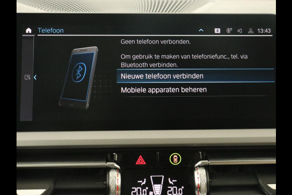 BMW 3-serie 330e Advantage | Leder | Harman/Kardon | Carplay | Live Cockpit | DAB | Camera | Park Assist | Navigatie | Full LED | PHEV | Plug In