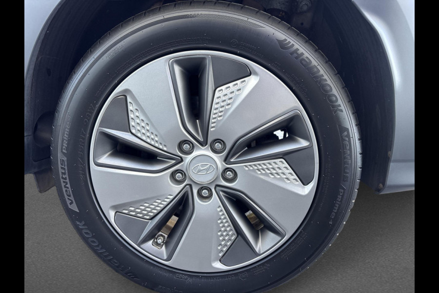 Hyundai Kona EV Premium 64 kWh
