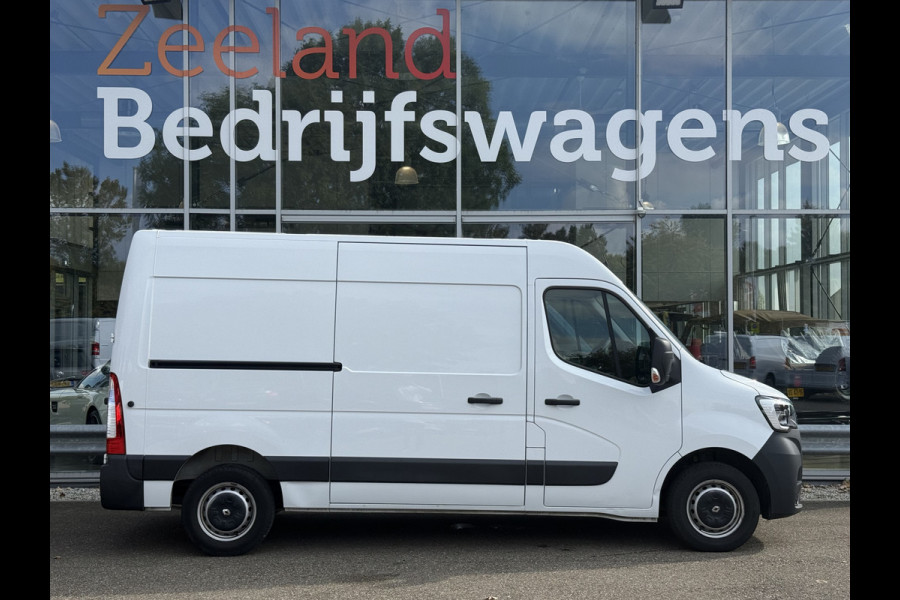 Renault Master T35 2.3 dCi 135 L2H2 | Trekhaak | Navi | Carplay | Cruisec. | LED