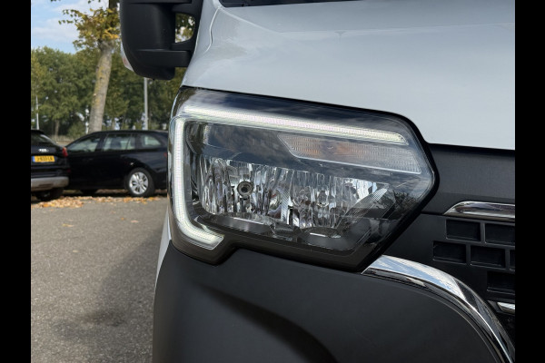 Renault Master T35 2.3 dCi 135 L2H2 | Trekhaak | Navi | Carplay | Cruisec. | LED
