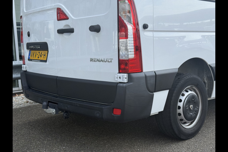 Renault Master T35 2.3 dCi 135 L2H2 | Trekhaak | Navi | Carplay | Cruisec. | LED