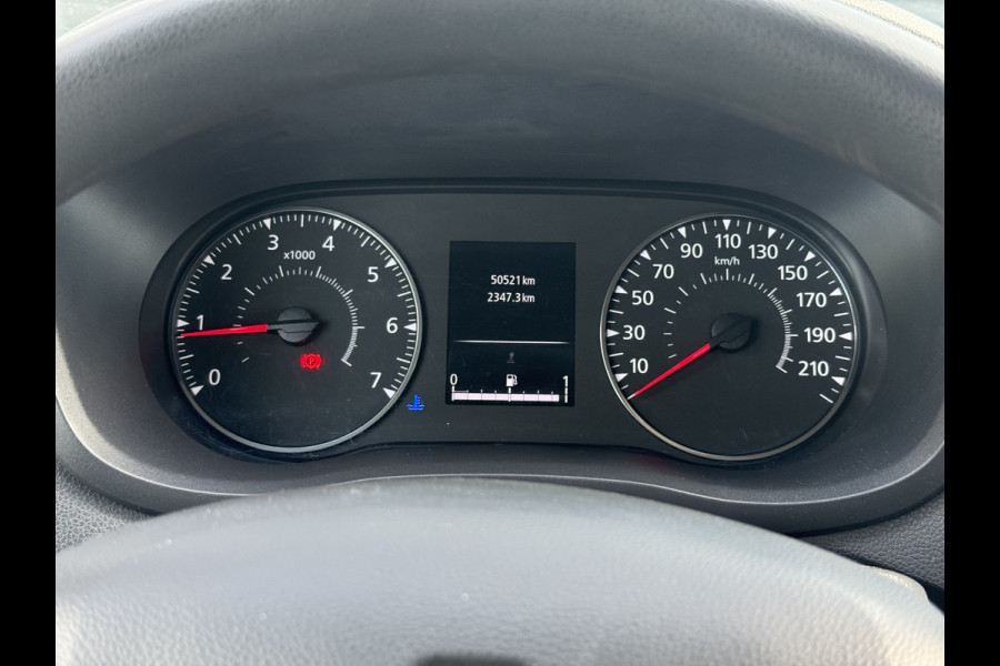 Renault Master T35 2.3 dCi 135 L2H2 | Trekhaak | Navi | Carplay | Cruisec. | LED
