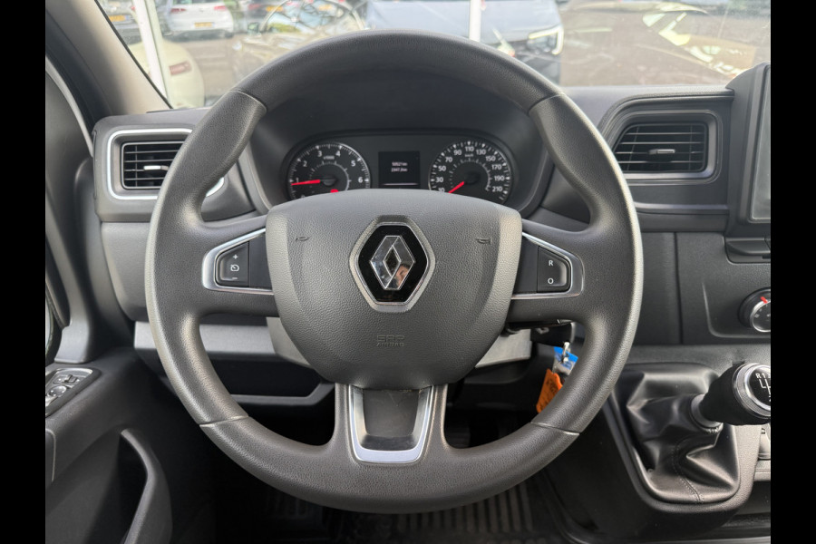 Renault Master T35 2.3 dCi 135 L2H2 | Trekhaak | Navi | Carplay | Cruisec. | LED