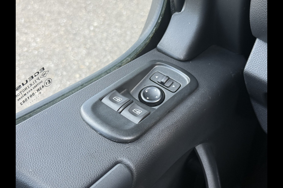 Renault Master T35 2.3 dCi 135 L2H2 | Trekhaak | Navi | Carplay | Cruisec. | LED