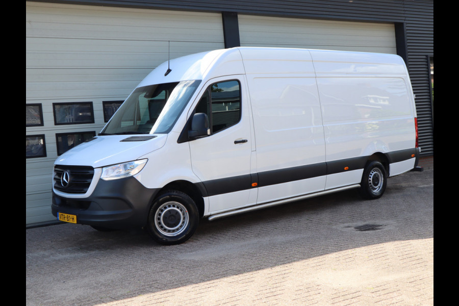 Mercedes-Benz Sprinter 315 CDI Euro 6 L3H2 RWD - MBUX - Trekhaak - Cruise - Camera - NL Auto Mercedes-Benz Sprinter 315 CDI Euro 6 L3H2 RWD - MBUX - Trekhaak - Cruise - Camera - NL Auto