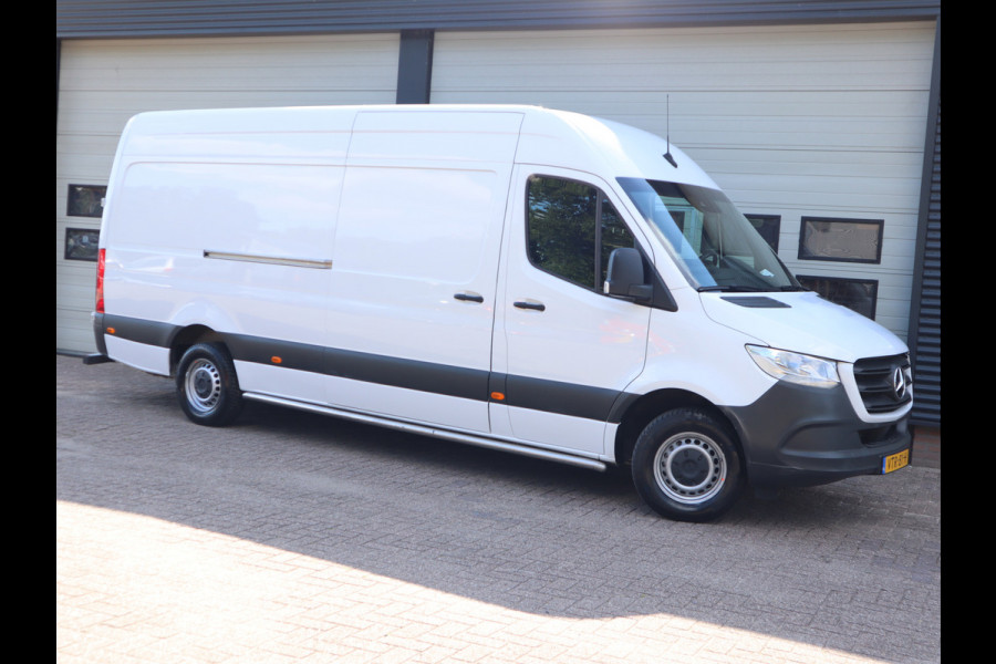 Mercedes-Benz Sprinter 315 CDI Euro 6 L3H2 RWD - MBUX - Trekhaak - Cruise - Camera - NL Auto Mercedes-Benz Sprinter 315 CDI Euro 6 L3H2 RWD - MBUX - Trekhaak - Cruise - Camera - NL Auto