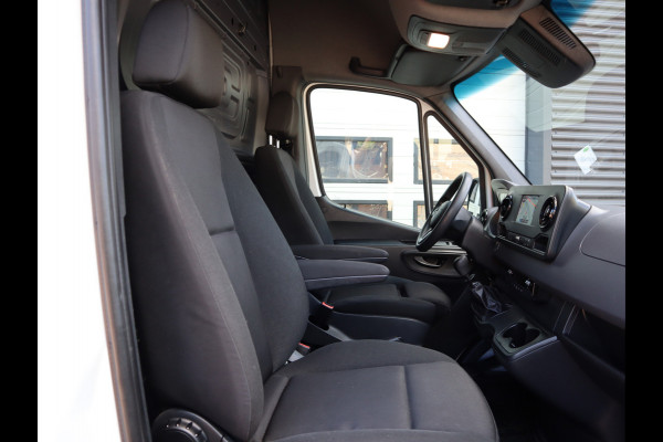 Mercedes-Benz Sprinter 315 CDI Euro 6 L3H2 RWD - MBUX - Trekhaak - Cruise - Camera - NL Auto Mercedes-Benz Sprinter 315 CDI Euro 6 L3H2 RWD - MBUX - Trekhaak - Cruise - Camera - NL Auto