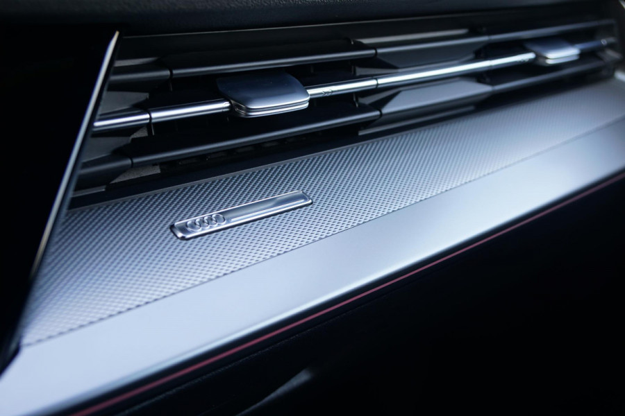 Audi A3 Limousine 30 TFSI S edition + SPORTSTOELEN / LED / SFEERVERLICHTING