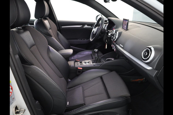 Audi A3 Sportback 1.0 TFSI Sport S Line Edition 115pk 6bak| 18'LM-velgen| Navi| Parksensors| LED|