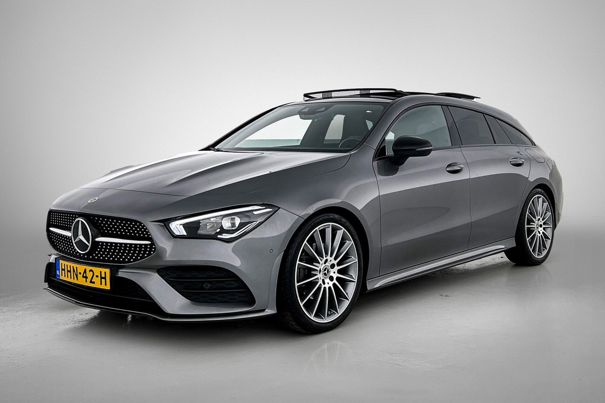 Mercedes-Benz CLA-Klasse Shooting Brake 180 AMG Upgrade Edition(Dealer onderH, Panorama, Sfeerverlichting, Navigatie, StoelV, Etc)