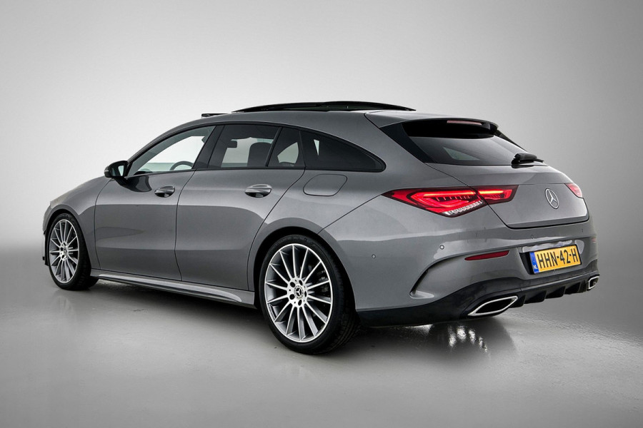 Mercedes-Benz CLA-Klasse Shooting Brake 180 AMG Upgrade Edition(Dealer onderH, Panorama, Sfeerverlichting, Navigatie, StoelV, Etc)