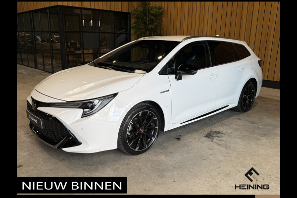 Toyota Corolla Touring Sports 2.0 Hybrid Business GR-Sport Trekhaak. Apple-carplay. Head-up display. Hollandse auto met NAP