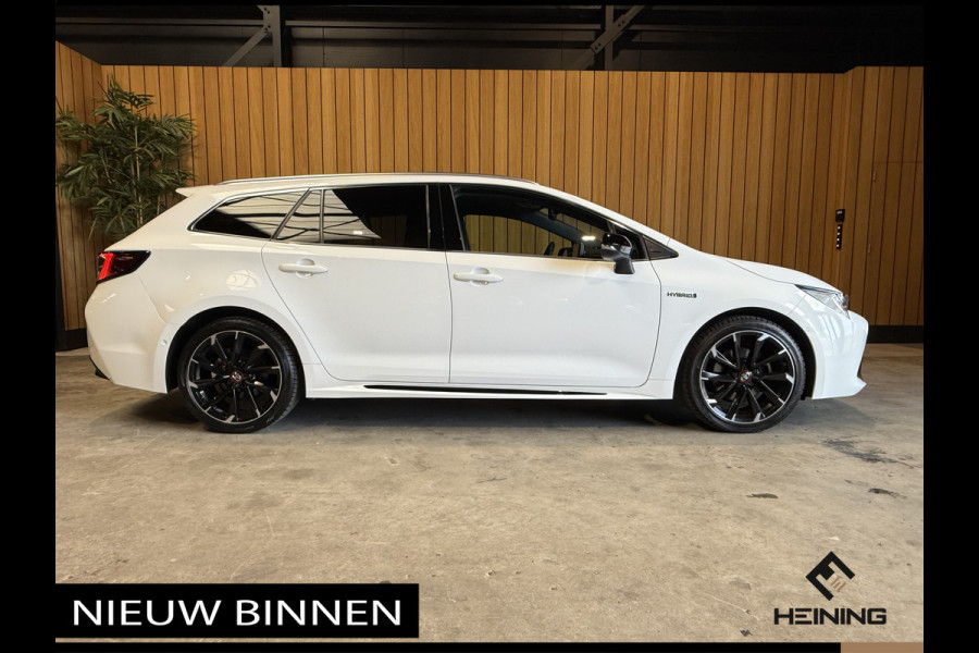 Toyota Corolla Touring Sports 2.0 Hybrid Business GR-Sport Trekhaak. Apple-carplay. Head-up display. Hollandse auto met NAP