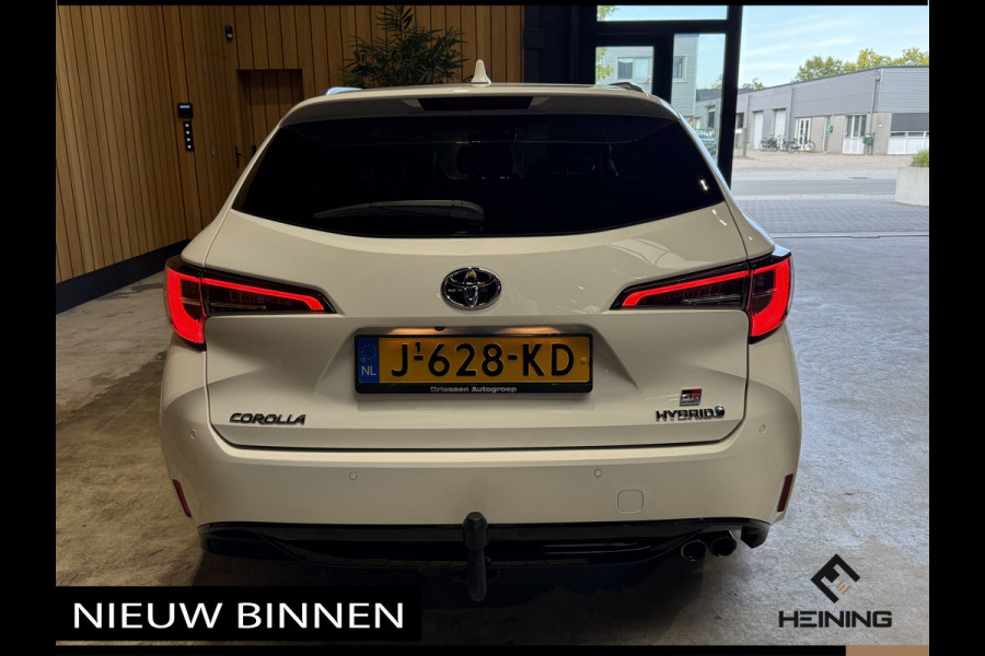 Toyota Corolla Touring Sports 2.0 Hybrid Business GR-Sport Trekhaak. Apple-carplay. Head-up display. Hollandse auto met NAP