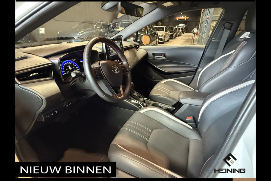 Toyota Corolla Touring Sports 2.0 Hybrid Business GR-Sport Trekhaak. Apple-carplay. Head-up display. Hollandse auto met NAP
