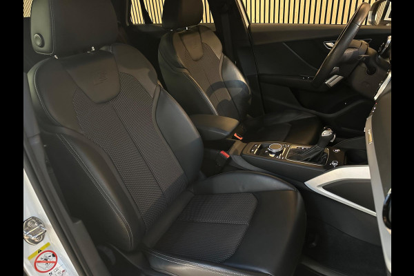 Audi Q2 35 TFSI Edition one S Line - Pano - Trekhaak