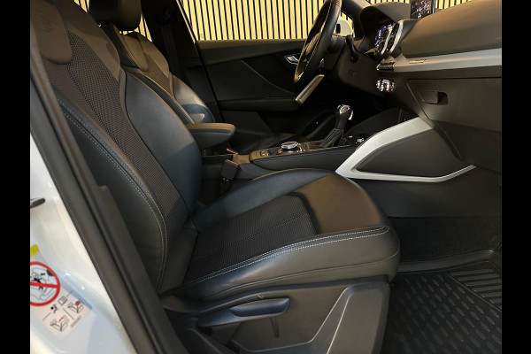 Audi Q2 35 TFSI Edition one S Line - Pano - Trekhaak