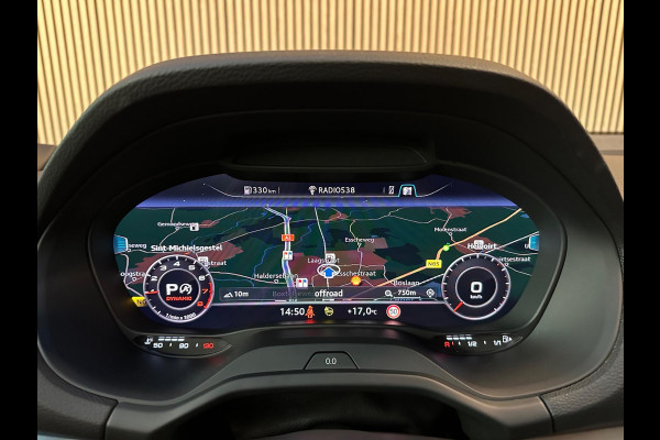 Audi Q2 35 TFSI Edition one S Line - Pano - Trekhaak