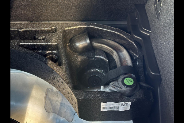 Audi Q2 35 TFSI Edition one S Line - Pano - Trekhaak