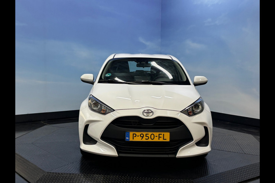Toyota Yaris 1.0 VVT-i x-play Airco | Camera | Navi| Elktr pakket.