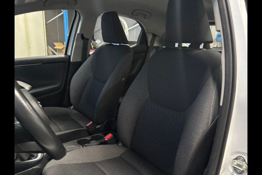 Toyota Yaris 1.0 VVT-i x-play Airco | Camera | Navi| Elktr pakket.