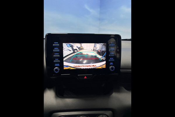 Toyota Yaris 1.0 VVT-i x-play Airco | Camera | Navi| Elktr pakket.
