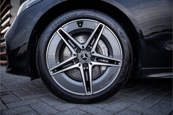 Mercedes-Benz C-Klasse Estate C300 e AMG Line - Massage l Panorama l 360cam l Trekhaak