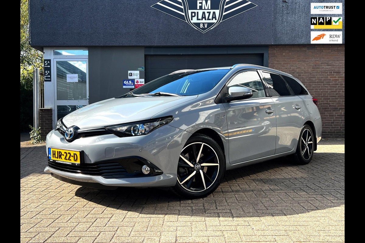 Toyota Auris Touring Sports 1.8 Hybrid Freestylecarplay_Camera_Terkhaak