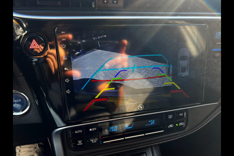 Toyota Auris Touring Sports 1.8 Hybrid Freestylecarplay_Camera_Terkhaak