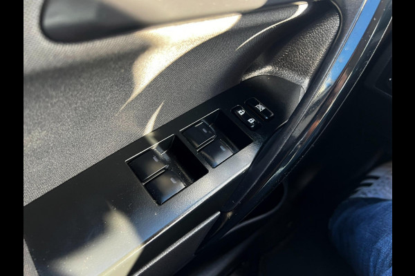 Toyota Auris Touring Sports 1.8 Hybrid Freestylecarplay_Camera_Terkhaak