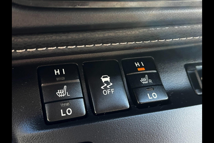 Toyota Auris Touring Sports 1.8 Hybrid Freestylecarplay_Camera_Terkhaak