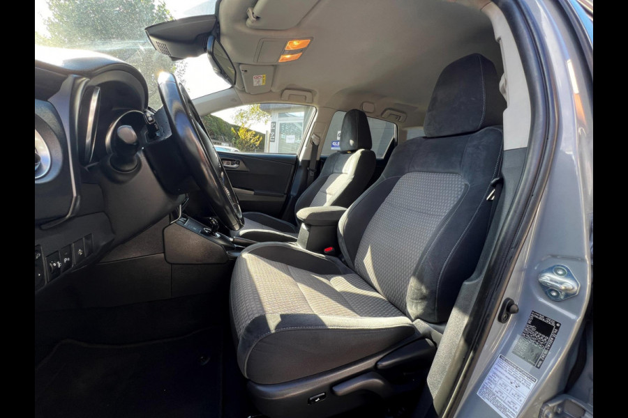 Toyota Auris Touring Sports 1.8 Hybrid Freestylecarplay_Camera_Terkhaak