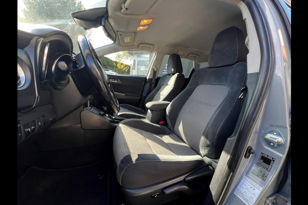 Toyota Auris Touring Sports 1.8 Hybrid Freestylecarplay_Camera_Terkhaak