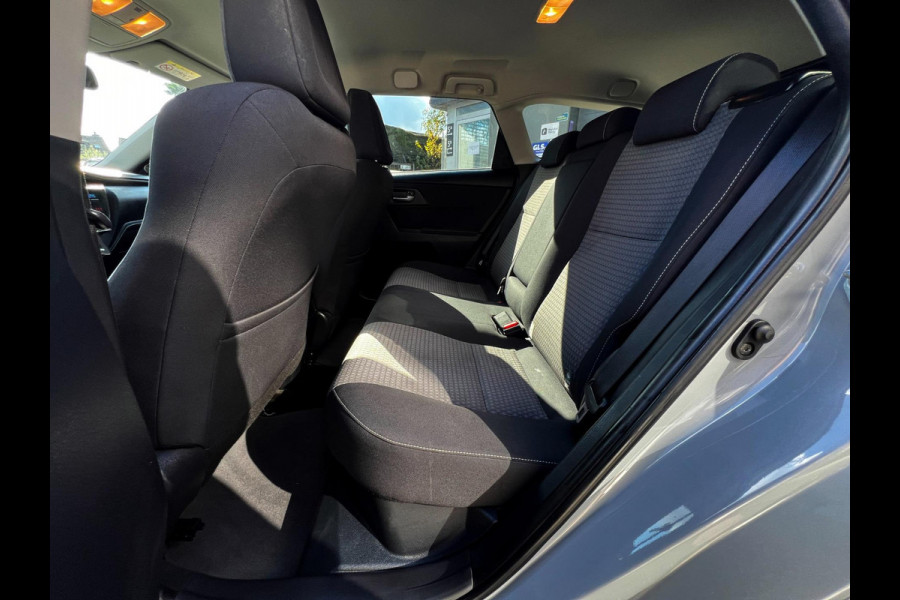 Toyota Auris Touring Sports 1.8 Hybrid Freestylecarplay_Camera_Terkhaak
