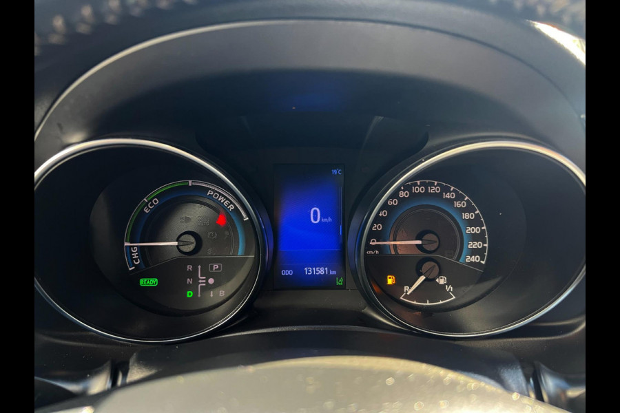 Toyota Auris Touring Sports 1.8 Hybrid Freestylecarplay_Camera_Terkhaak