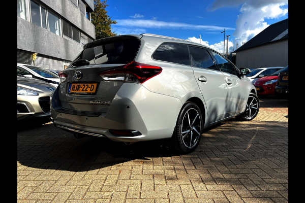 Toyota Auris Touring Sports 1.8 Hybrid Freestylecarplay_Camera_Terkhaak