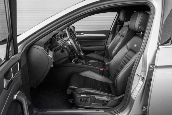 Volkswagen Passat Variant 1.4 TSI Highline Business R Leder Trekhaak LED