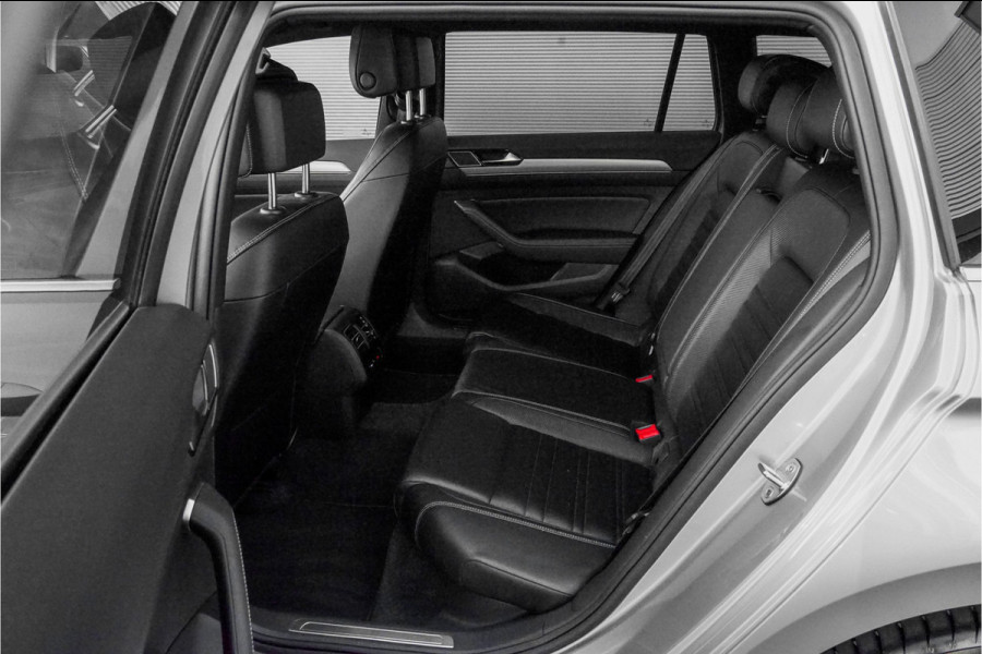 Volkswagen Passat Variant 1.4 TSI Highline Business R Leder Trekhaak LED