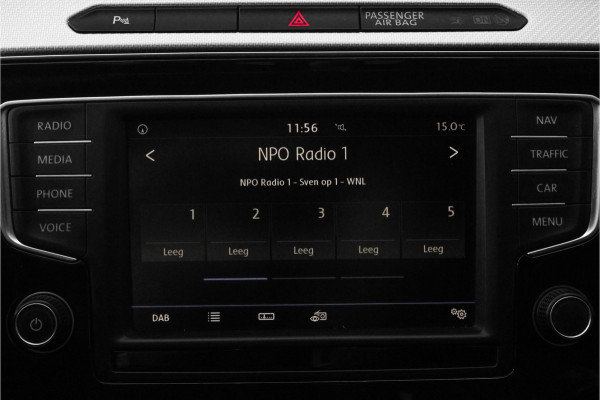 Volkswagen Passat Variant 1.4 TSI Highline Business R Leder Trekhaak LED