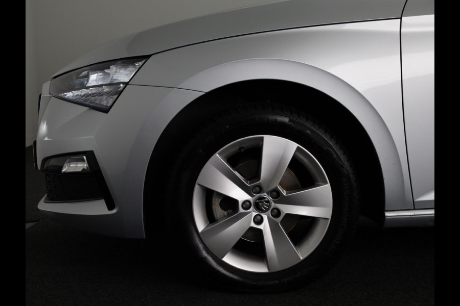 Škoda SCALA 1.0 TSI Ambition 110 pk | Verlengde garantie | Navigatie via App | Parkeersensoren achter | Autom. airco | LED koplampen |