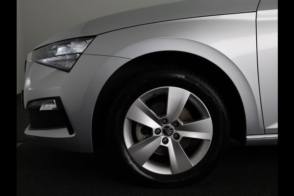 Škoda SCALA 1.0 TSI Ambition 110 pk | Verlengde garantie | Navigatie via App | Parkeersensoren achter | Autom. airco | LED koplampen |