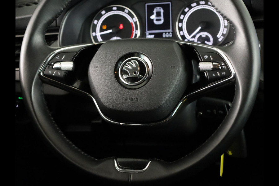 Škoda SCALA 1.0 TSI Ambition 110 pk | Verlengde garantie | Navigatie via App | Parkeersensoren achter | Autom. airco | LED koplampen |