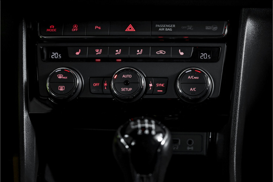 Seat Leon 1.4 TSI 125 PK FR | Cruise | Stoelverw. | PDC | NAV + App. Connect | ECC | LM 17" | Trekhaak |