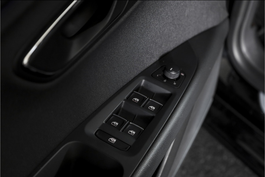 Seat Leon 1.4 TSI 125 PK FR | Cruise | Stoelverw. | PDC | NAV + App. Connect | ECC | LM 17" | Trekhaak |